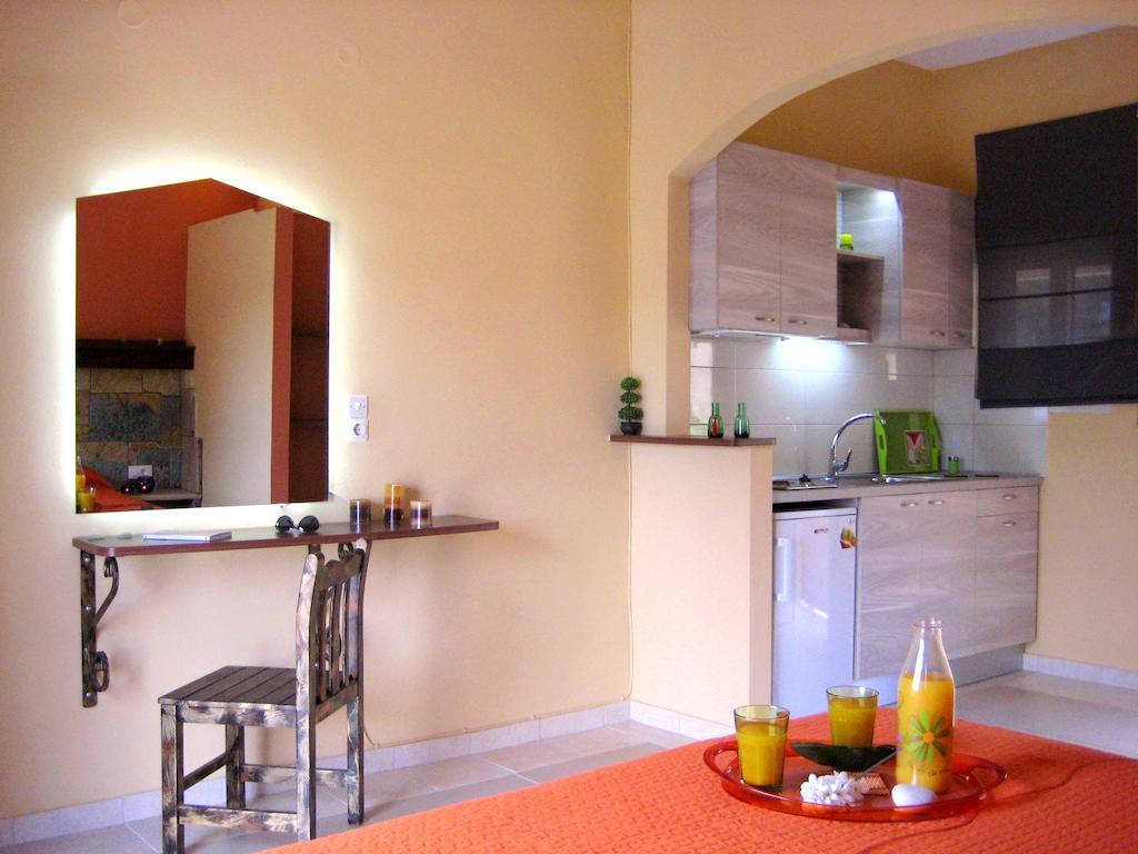 Corfu Pearl Aparthotel Liapades Exterior foto
